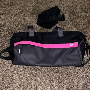 Nike duffle bag
